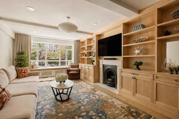 $1,950,000 | 15 West 84th Street, Unit 2G | Upper West Side