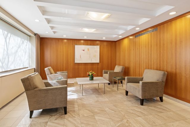 $400,000 | 315 East 70th Street, Unit 1C | Upper East Side