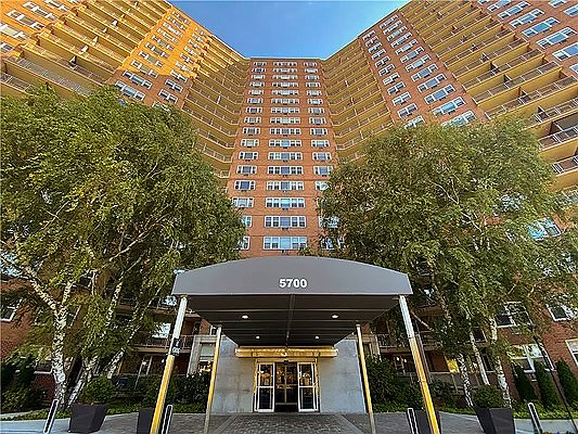 5700 Arlington Avenue, Unit 7G Bronx, NY 10471 - Photo 15 of 16 a front view of a building