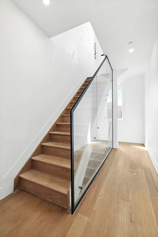 483 Hart Street, Unit PH Brooklyn, NY 11221 - Photo 12 of 17 a view of entryway
