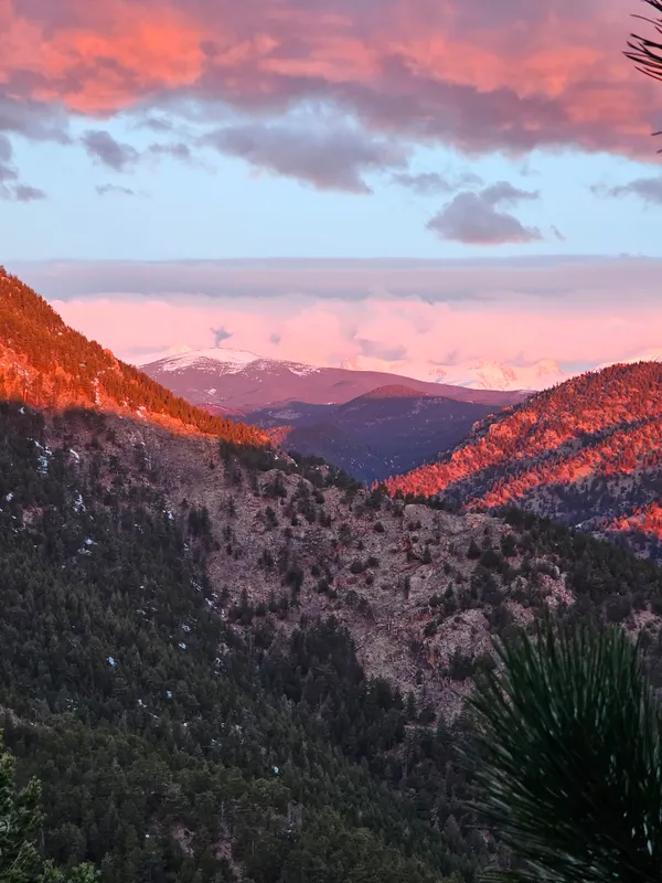 $2,100,000 | 323 Overlook Lane, Boulder, CO 80302