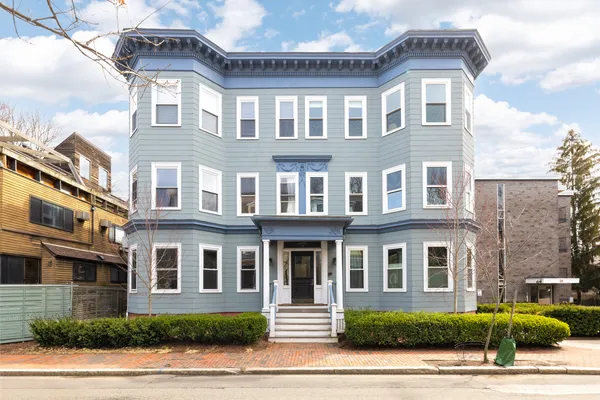 $1,285,000 | 28 Inman Street, Unit 1, Cambridge, MA 02139