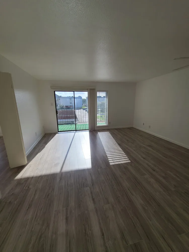 $69,000 | 2822 South Bartell Drive, Houston, TX 77054