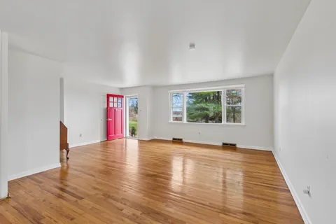 $575,000 | 314 Midfield Drive, Ambler, PA 19002