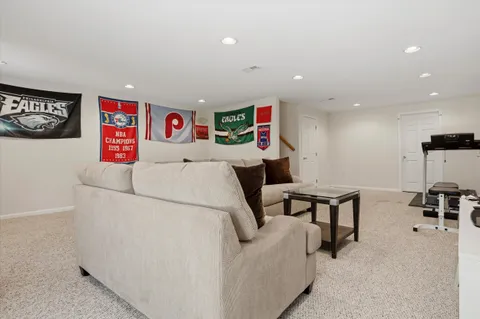 $530,000 | 325 Green View Court, Plymouth Meeting, PA 19462