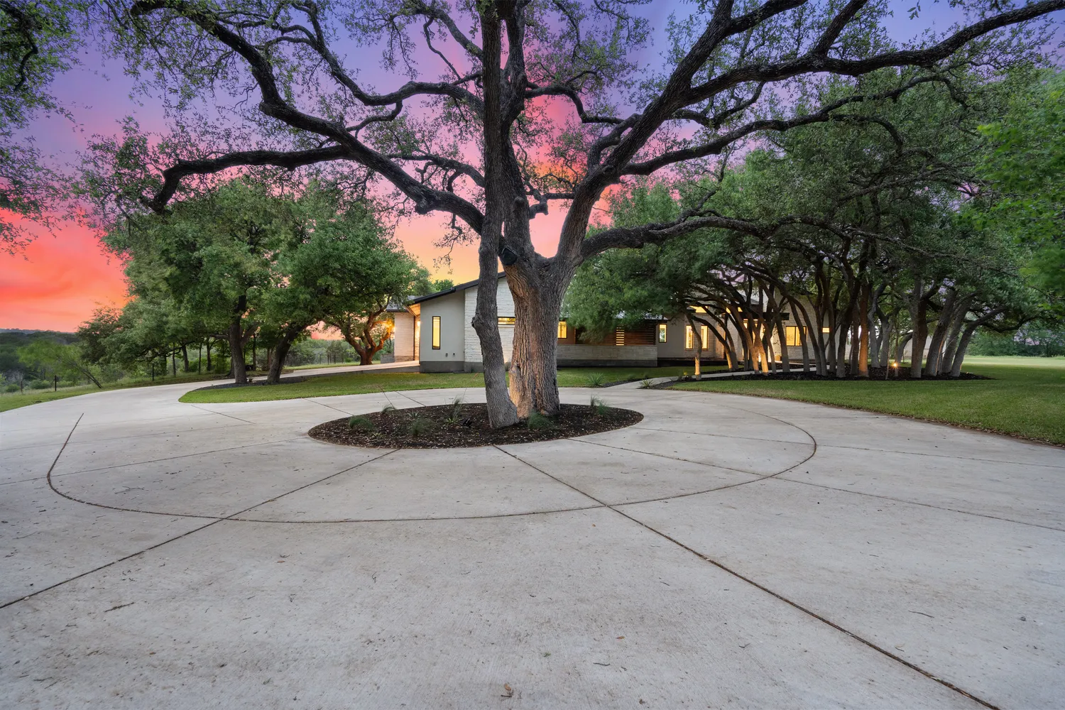 $1,875,000 | 3921 County Road 258, Liberty Hill, TX 78642