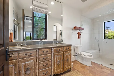 $11,900,000 | 6001 Krause Lane, Austin, TX 78738