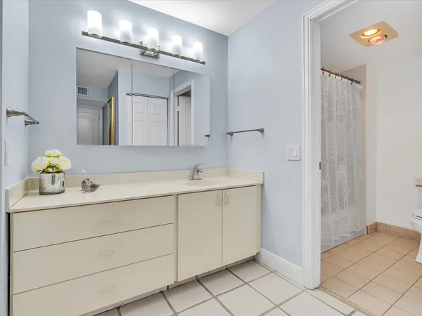 $315,000 | 8410 Casa Del Lago, Unit 20A, Boca Raton, FL 33433