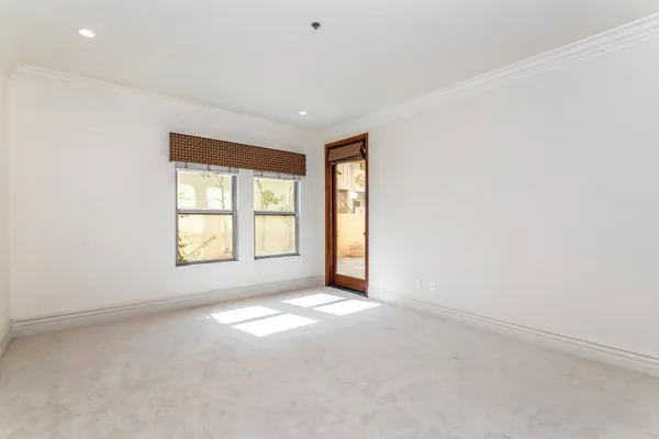 $1,149,988 | 10364 Almayo Avenue, Unit 103, Los Angeles, CA 90064