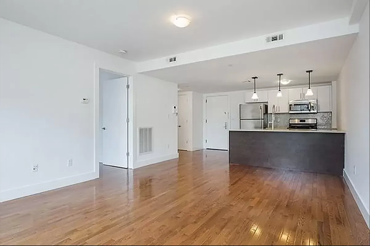 80 Meserole Street, Unit 2J Brooklyn, NY 11206 - Photo 2 of 8