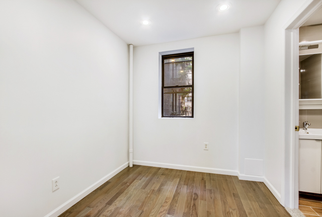 242 East 28th Street, Unit 4 Manhattan, NY 10016 - Photo 3 of 4