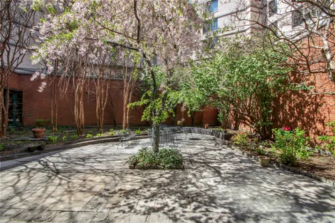 $2,230,000 | 21 South End Avenue, Unit PH1A | Battery Park City