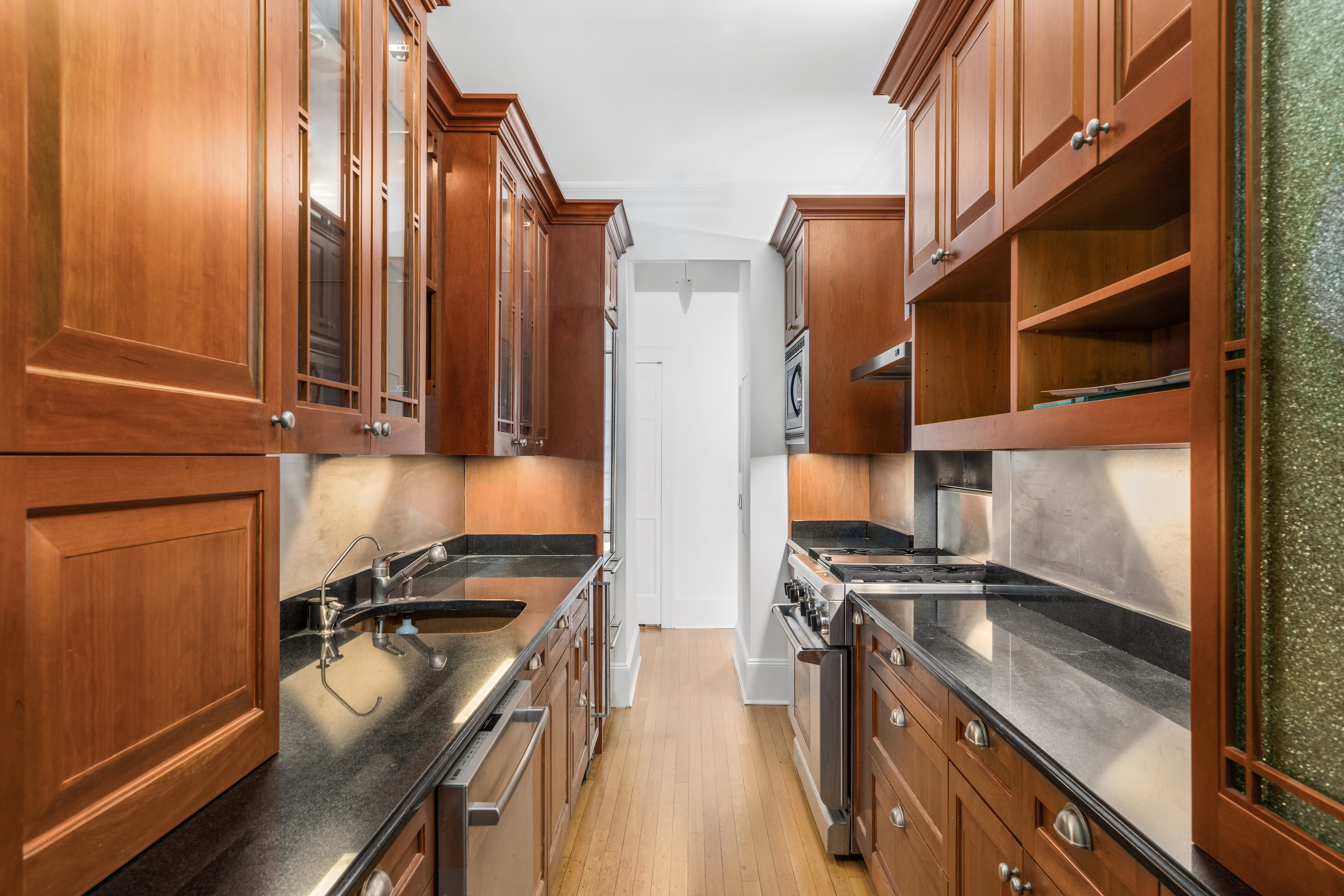 291 Central Park West, Unit 4E Manhattan, NY 10024 - Photo 8 of 16