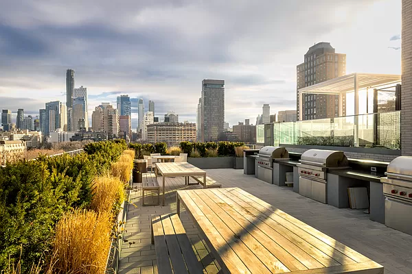 180 Front Street, Unit 3E Brooklyn, NY 11201 - Photo 22 of 29