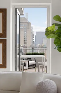 $5,500,000 | 40 East 84th Street, Unit 17A | Upper East Side