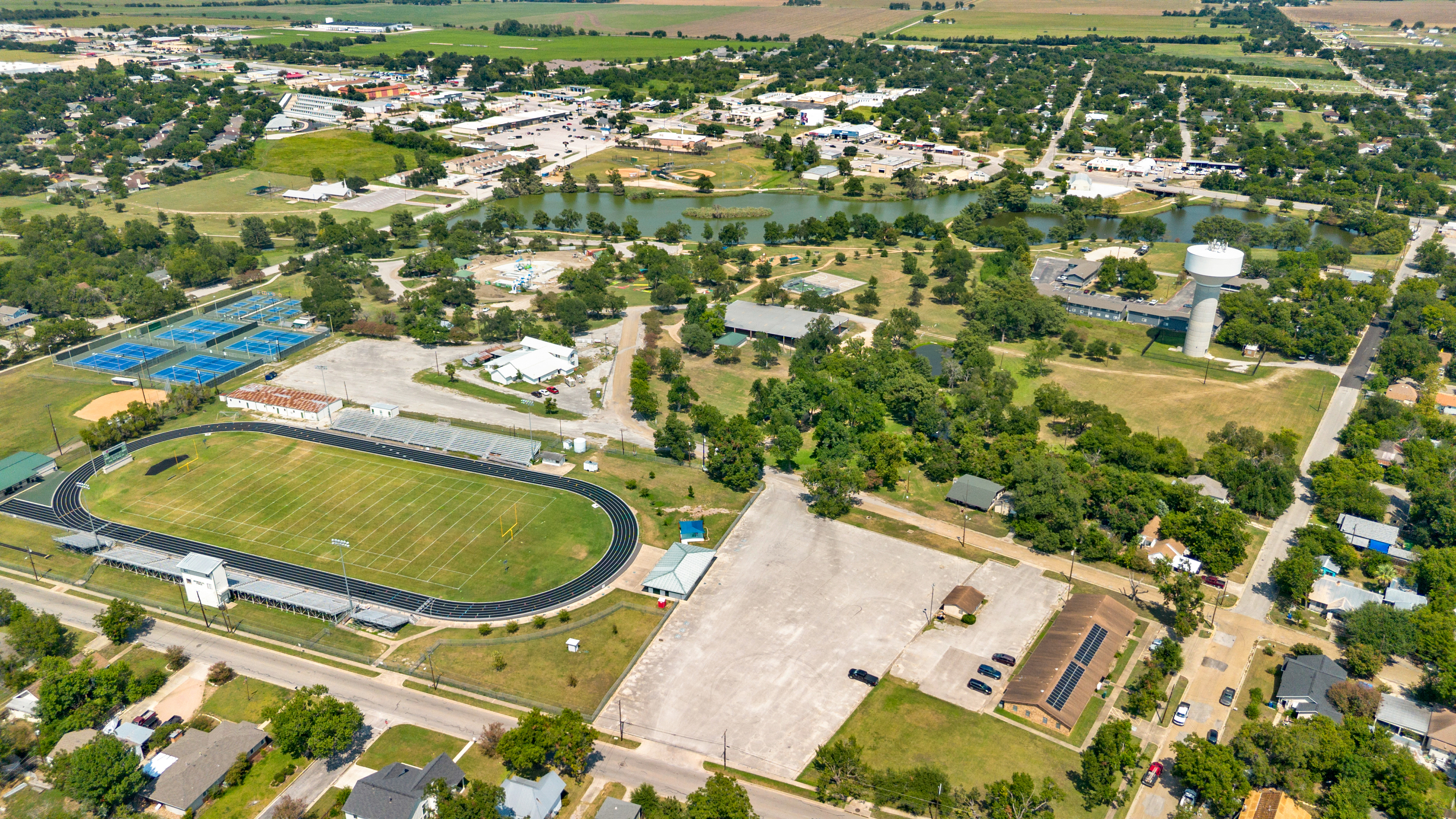 1007 Kimbro Street Taylor, TX 76574 - Photo 32 of 34