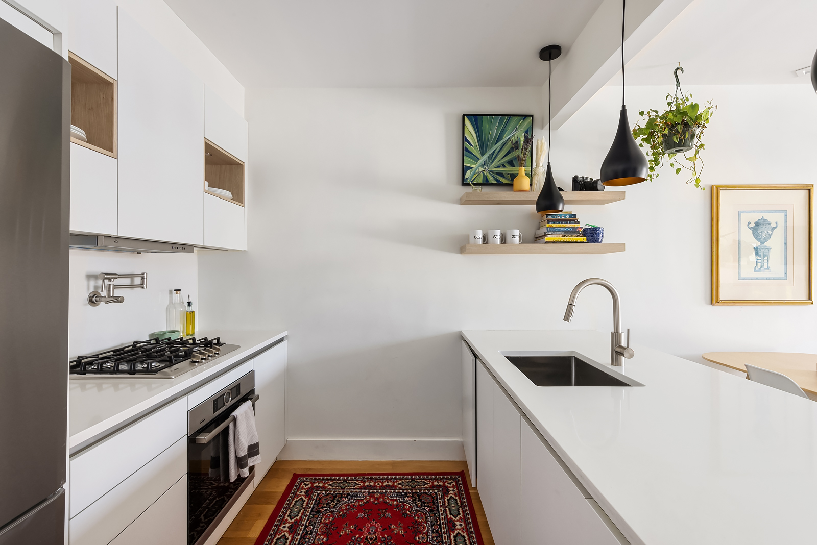 77 Kingsland Avenue, Unit 2F Brooklyn, NY 11211 - Photo 3 of 10