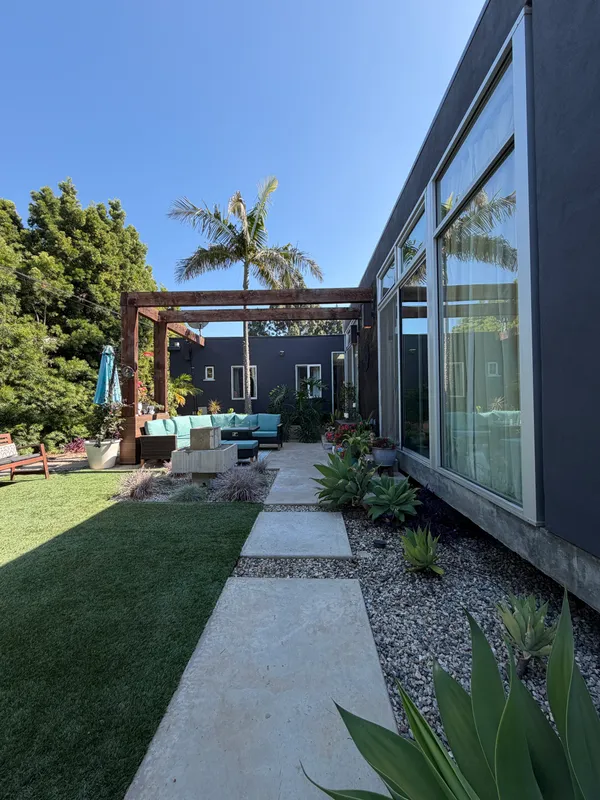 $2,225,000 | 2817 Virginia Avenue, Santa Monica, CA 90404