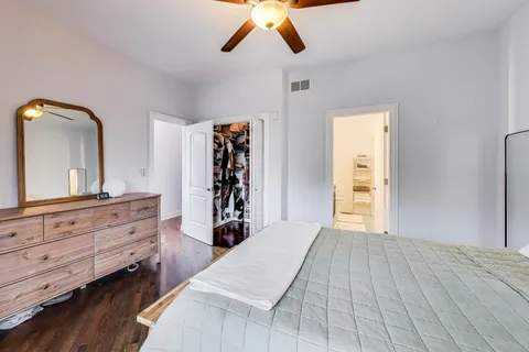 $715,000 | 2510 West Iowa Street, Unit 1, Chicago, IL 60622