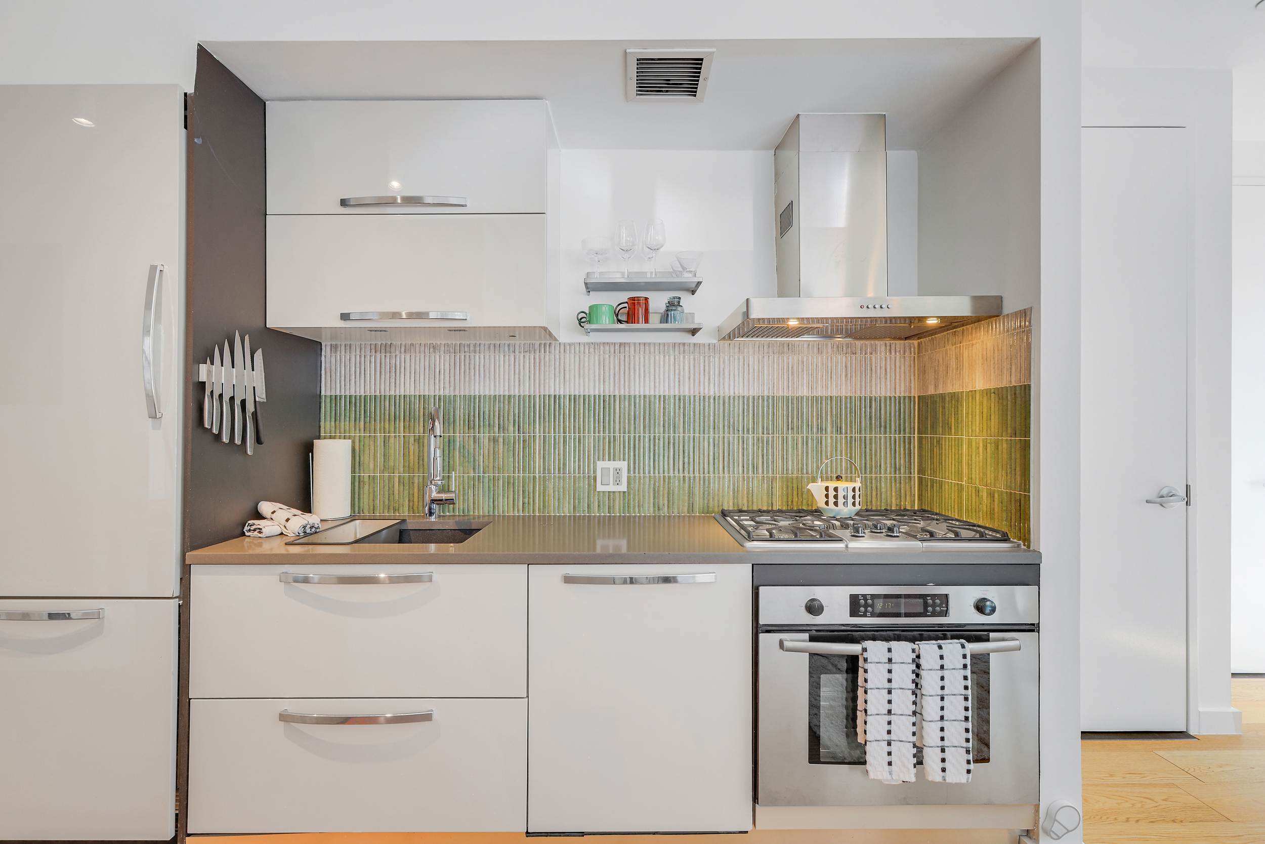 69 Berry Street, Unit L1 Brooklyn, NY 11249 - Photo 4 of 12 Gallery Image 4