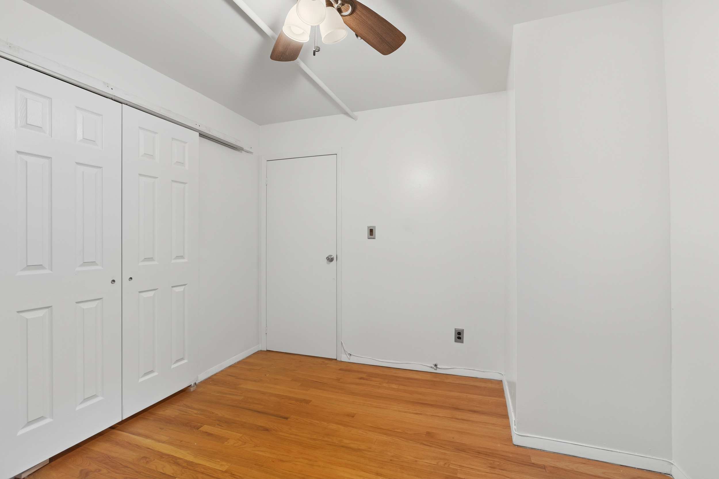 420 East 117th Street, Unit 1 Manhattan, NY 10035 - Photo 6 of 9 a view of an empty room