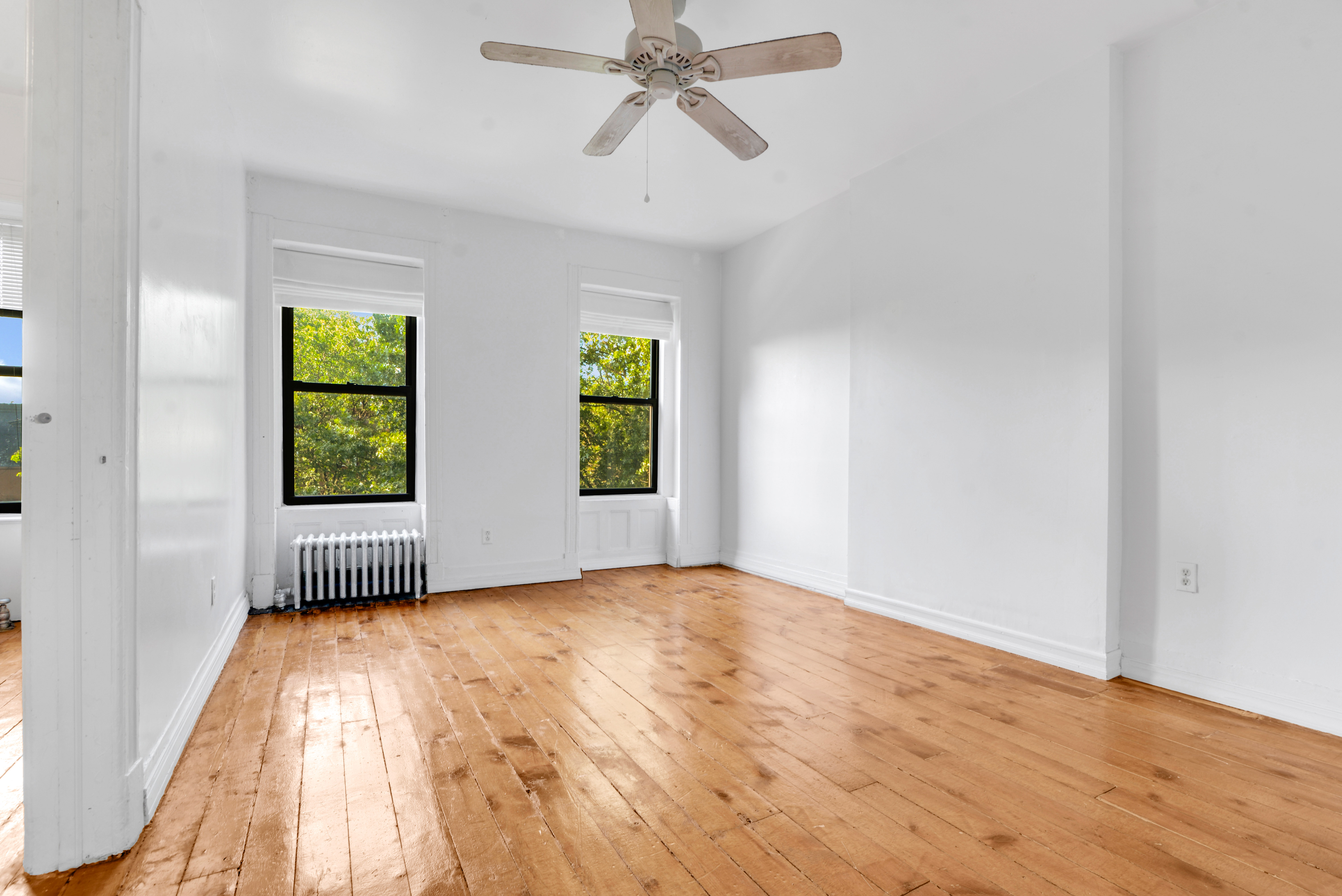 Willoughby Avenue Brooklyn, NY 11206 - Photo 6 of 23