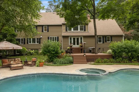 $1,599,000 | 17 Quail Drive, Doylestown, PA 18901