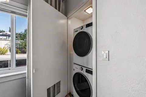 $899,000 | 1519 Oxford Street, Unit E, Berkeley, CA 94709