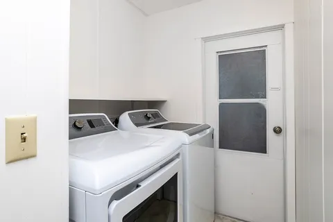 $299,000 | 119 Marin Valley Drive, Novato, CA 94949