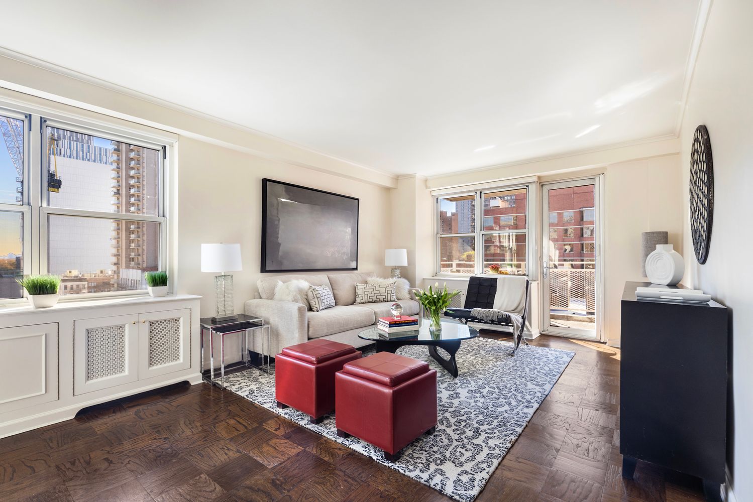 $1,290,000 | 401 East 74th Street, Unit 10C | Lenox Hill