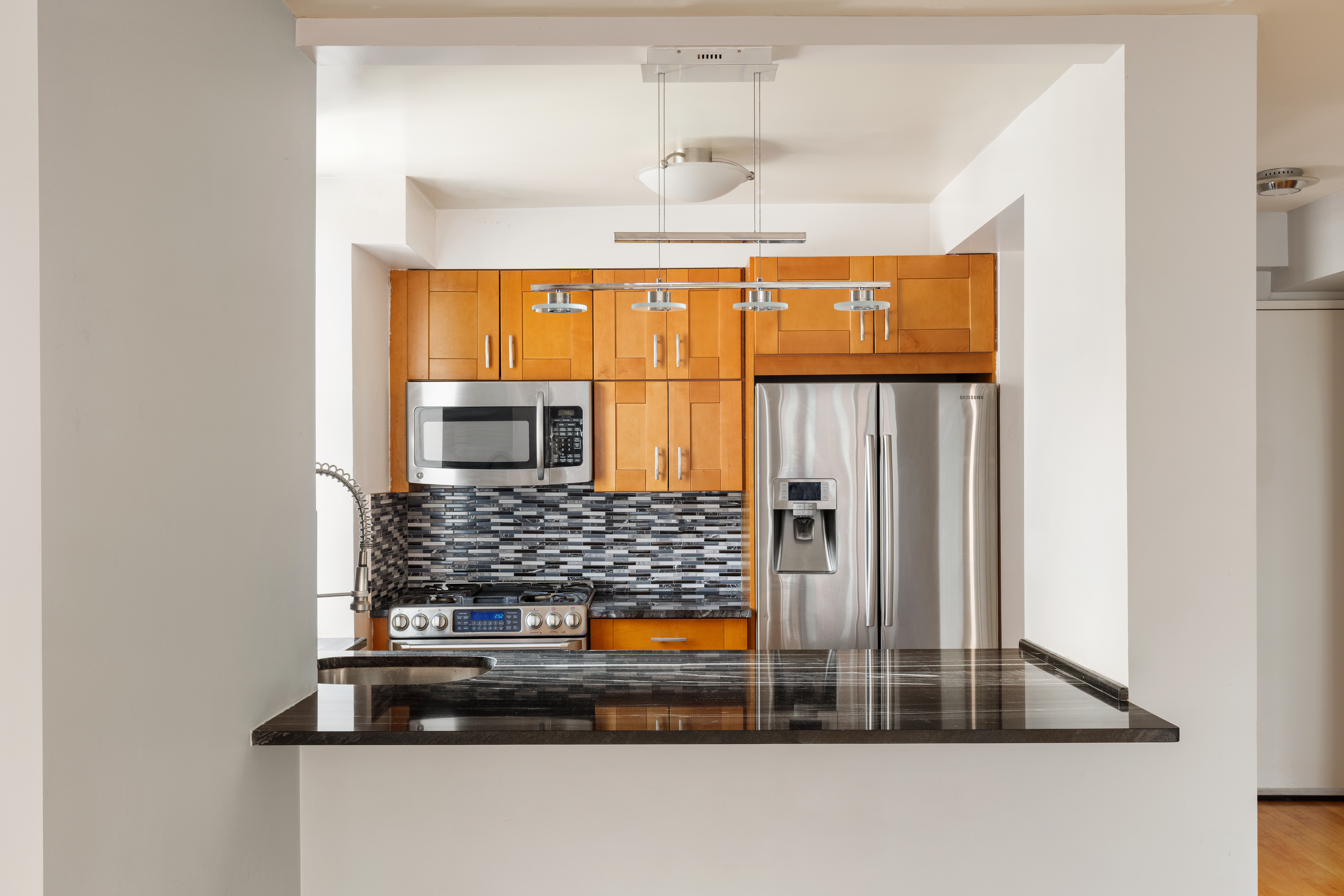 1760 2nd Avenue, Unit 9A Manhattan, NY 10128 - Photo 4 of 15 Gallery Image 4