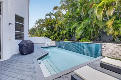 $899,000 | 6439 Northwest 43rd Terrace, Boca Raton, FL 33496
