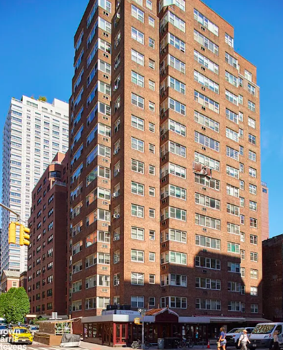 233 East 70th Street, Unit 11P Manhattan, NY 10021 - Photo 14 of 15 front view of a large building