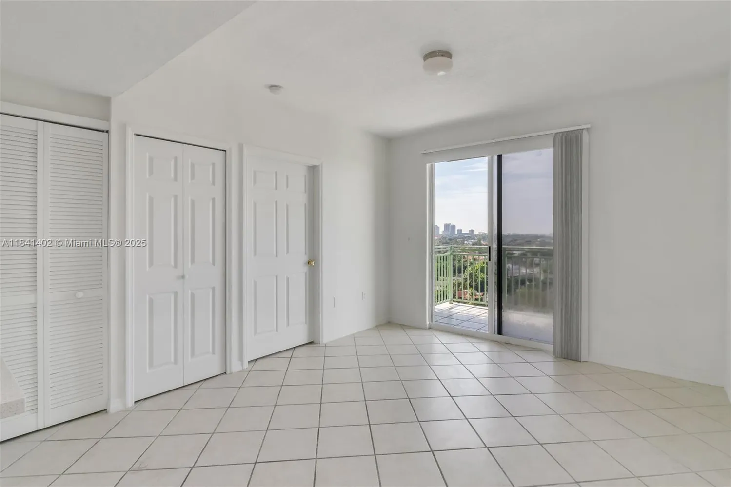$375,000 | 3500 Coral Way, Unit 1207, Miami, FL 33145