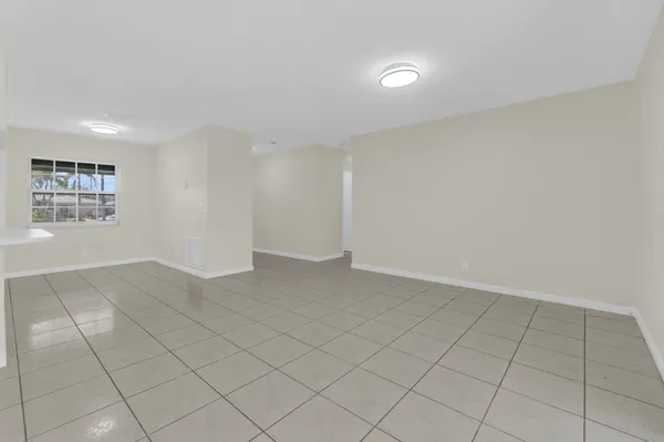 $2,800 | 3504 Northwest 85th Avenue, Unit B, Coral Springs, FL 33065
