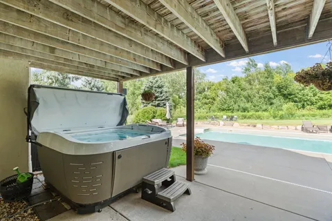 $1,195,000 | 10974 Alameda Avenue, Inver Grove Heights, MN 55077