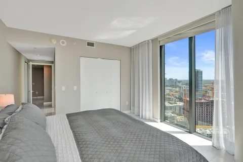 $1,895,000 | 650 Northeast 32nd Street, Unit 3901, Miami, FL 33137