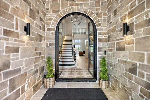 $3,500,000 | Address Upon Request, Cornelius, NC 28031