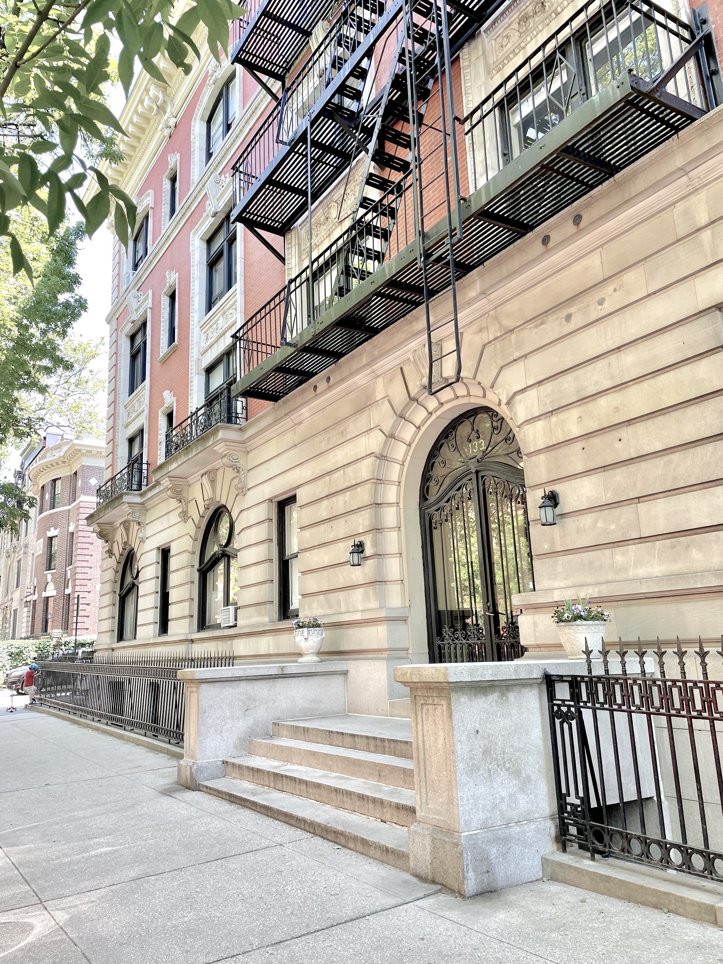 133 8th Avenue, Unit 3B Brooklyn, NY 11215 - Photo 9 of 10