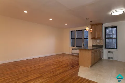 $2,110 | 1801 Dorchester Road, Unit 6B | Ditmas Park