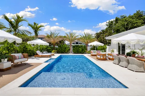 $5,900,000 | 757 Broad Court South, Naples, FL 34102