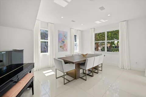 $4,200,000 | 5700 Southwest 86th Street, Miami, FL 33143