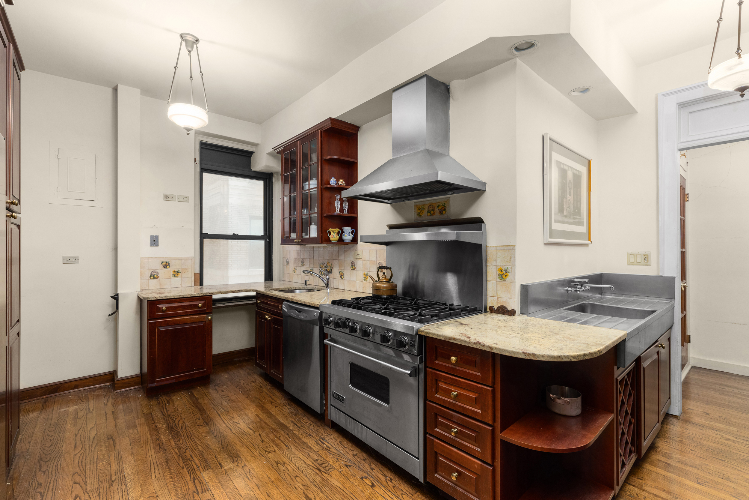 924 West End Avenue, Unit 35 Manhattan, NY 10025 - Photo 7 of 13