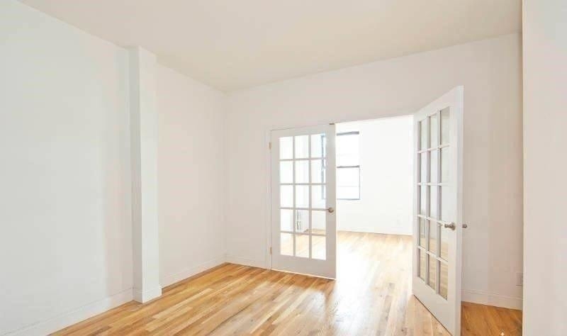 132 Norman Avenue, Unit 2L Brooklyn, NY 11222 - Photo 2 of 4