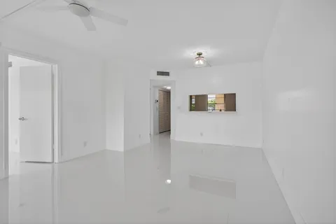 $225,000 | 5561 Lakeside Drive, Unit 107, Margate, FL 33063