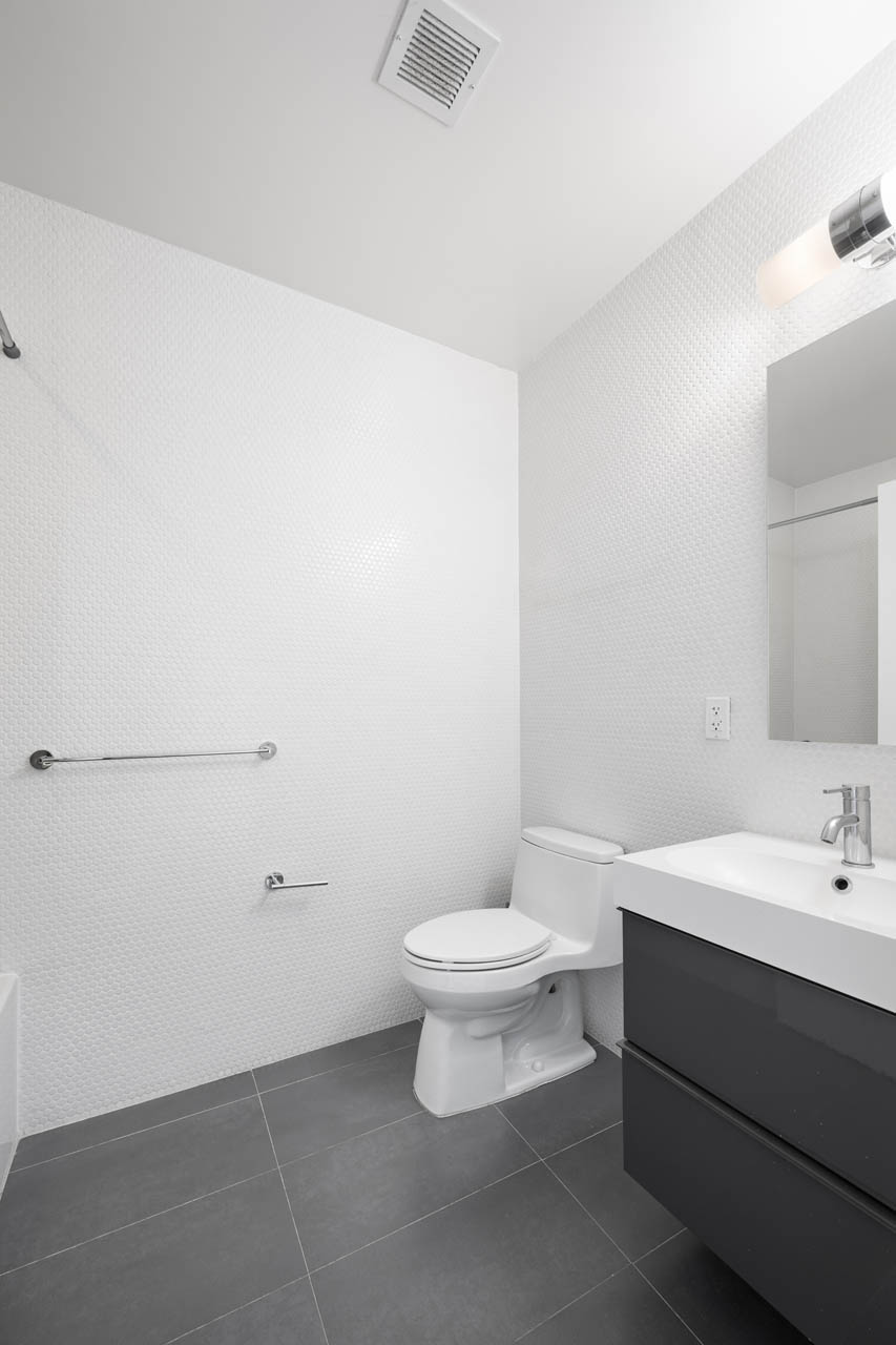 195 Hawthorne Street, Unit 5E Brooklyn, NY 11225 - Photo 16 of 22 Gallery Image 16