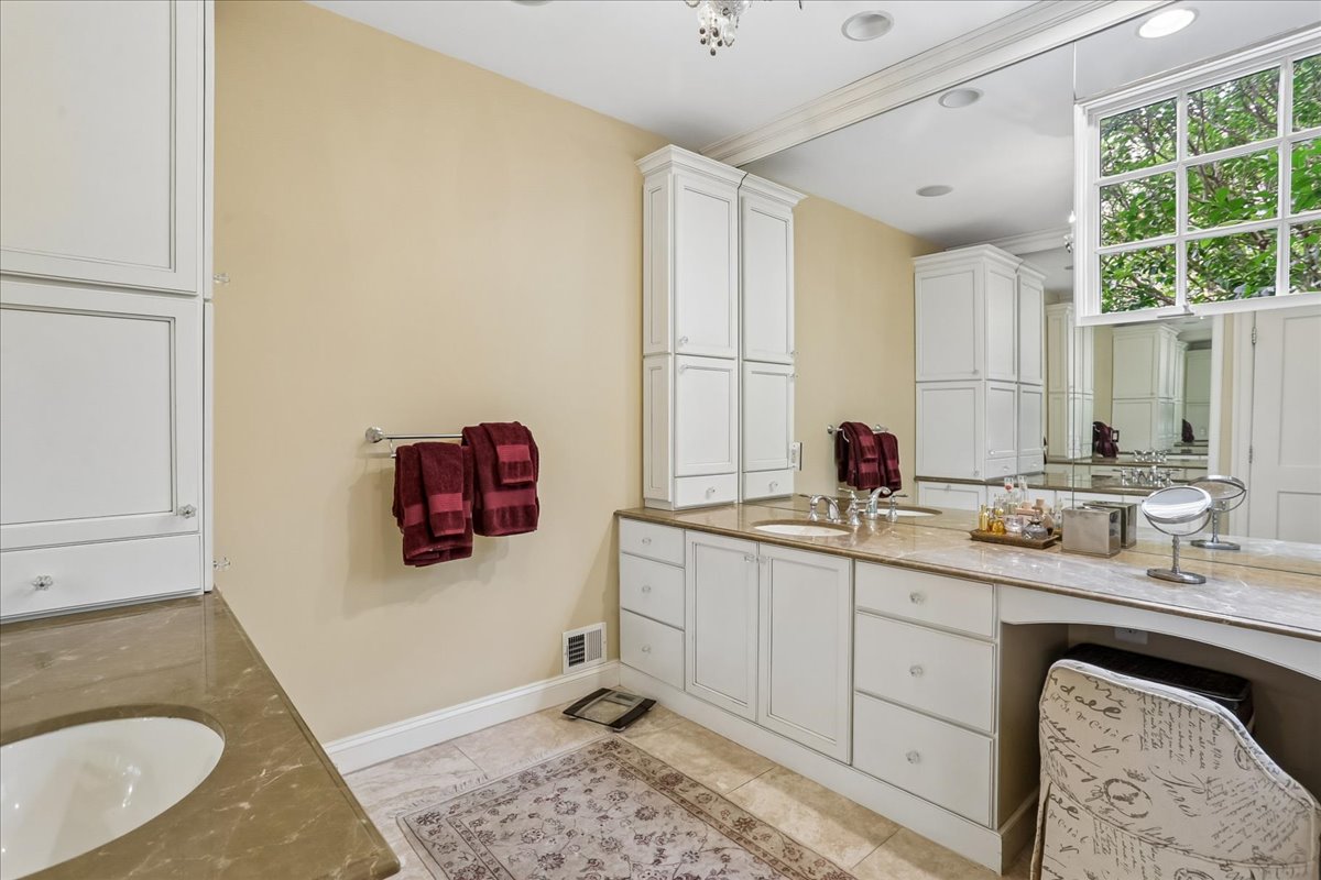 11736 Gainsborough Road Potomac, MD 20854 - Photo 58 of 90