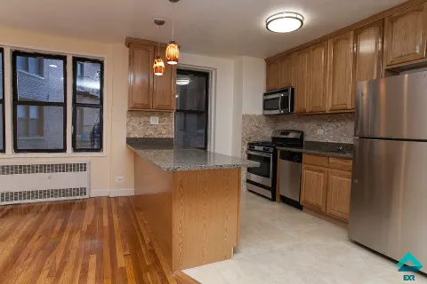 $2,110 | 1801 Dorchester Road, Unit 6B | Ditmas Park