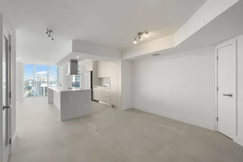 $1,190,000 | 6301 Collins Avenue, Unit 2307, Miami Beach, FL 33141