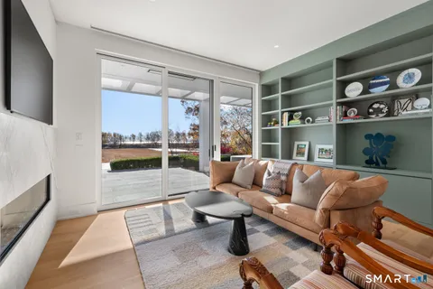 $8,999,000 | 19 Beachside Common, Westport, CT 06880